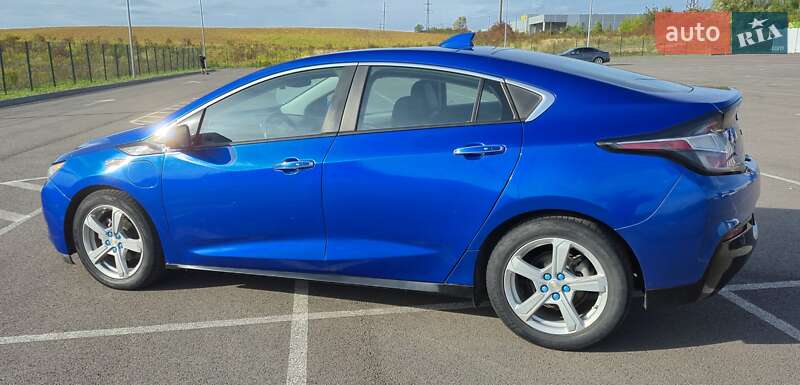 Хэтчбек Chevrolet Volt 2017 в Ровно