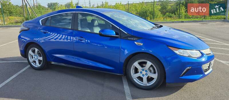 Хэтчбек Chevrolet Volt 2017 в Ровно