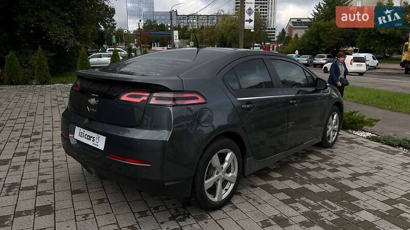 Хэтчбек Chevrolet Volt 2012 в Львове