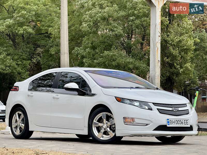 Хэтчбек Chevrolet Volt 2015 в Одессе