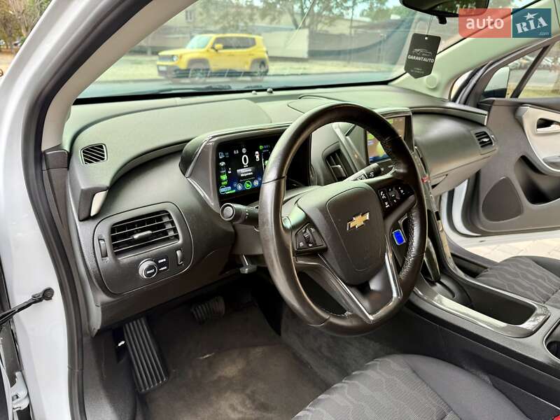 Хэтчбек Chevrolet Volt 2015 в Одессе