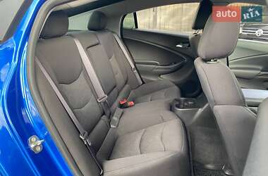 Хэтчбек Chevrolet Volt 2017 в 