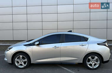 Хэтчбек Chevrolet Volt 2016 в 