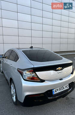 Хэтчбек Chevrolet Volt 2016 в 