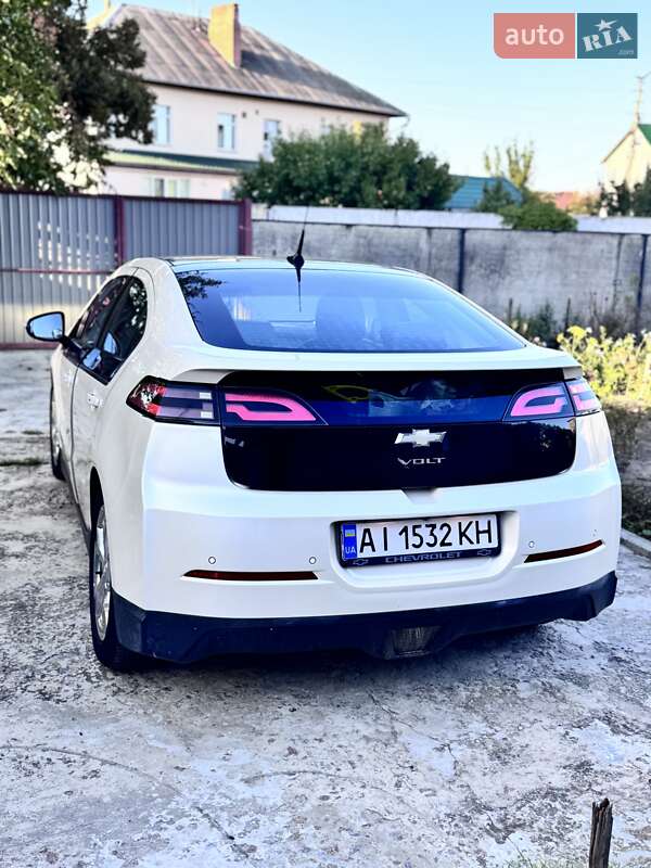 Хетчбек Chevrolet Volt 2011 в Києві фото 2 Хетчбек Chevrolet Volt 2011 в Києві