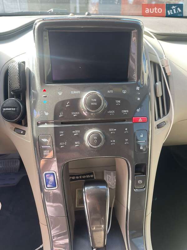 Хэтчбек Chevrolet Volt 2012 в Киеве