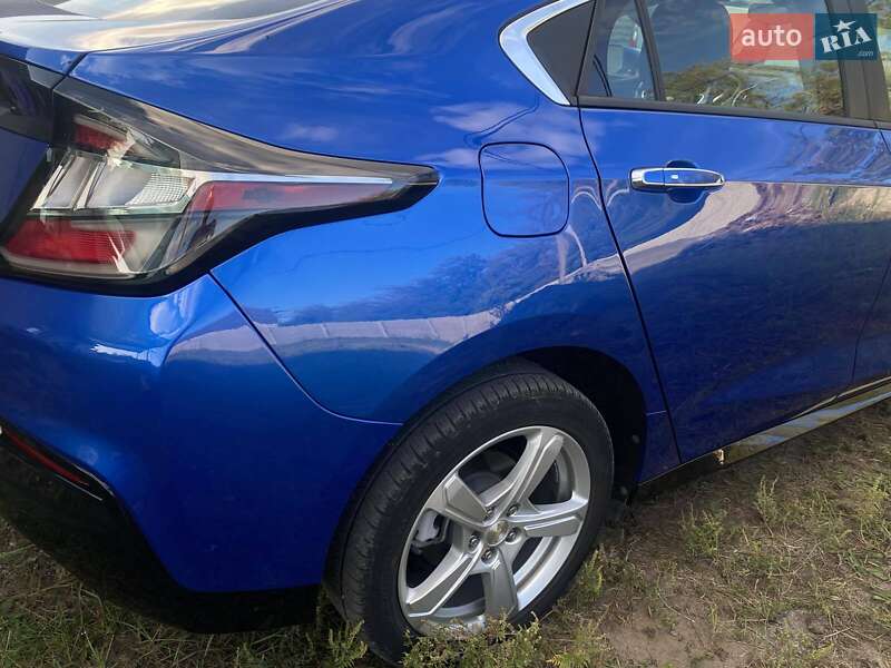 Хэтчбек Chevrolet Volt 2017 в Каменском фото 10 Хэтчбек Chevrolet Volt 2017 в Каменском
