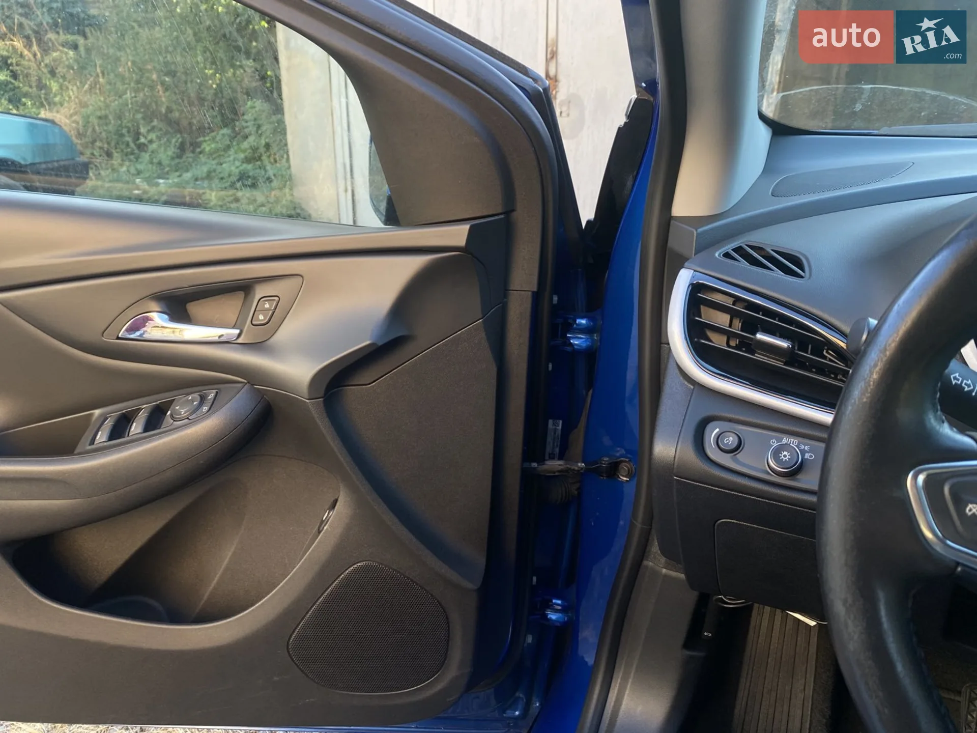 2017 Chevrolet Volt - мініатюра 19