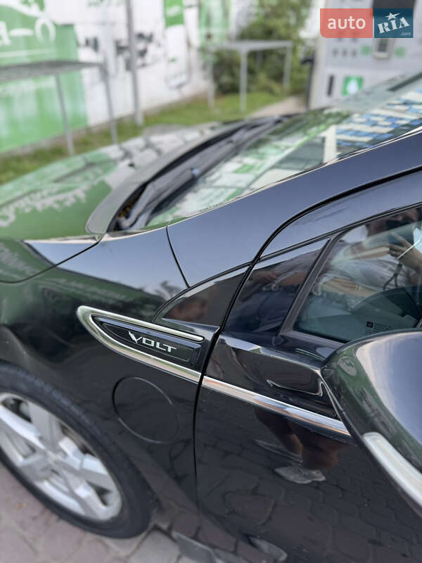 Хэтчбек Chevrolet Volt 2014 в Ивано-Франковске