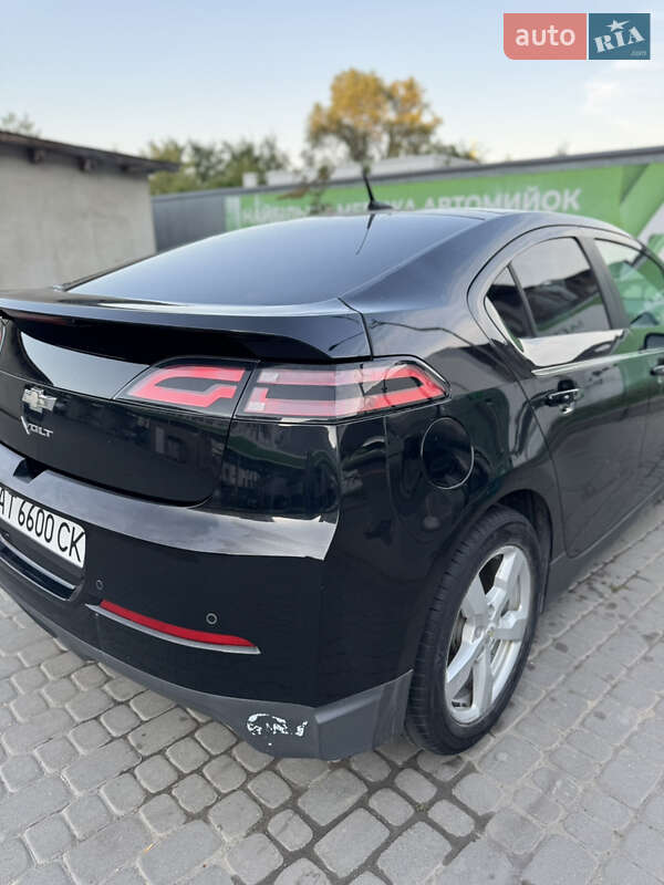 Хэтчбек Chevrolet Volt 2014 в Ивано-Франковске