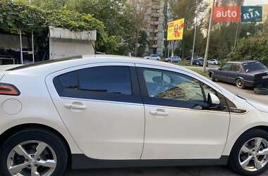 Хэтчбек Chevrolet Volt 2013 в Киеве