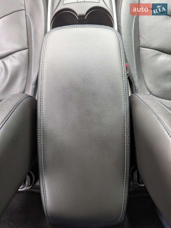 Хэтчбек Chevrolet Volt 2017 в Ирпене