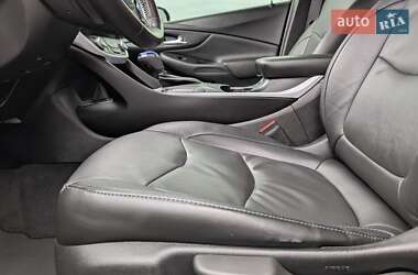 Хэтчбек Chevrolet Volt 2017 в 