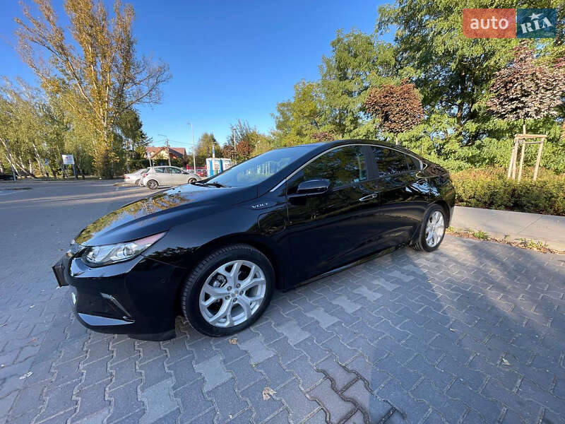 Хэтчбек Chevrolet Volt 2017 в Луцке фото 3 Хэтчбек Chevrolet Volt 2017 в Луцке