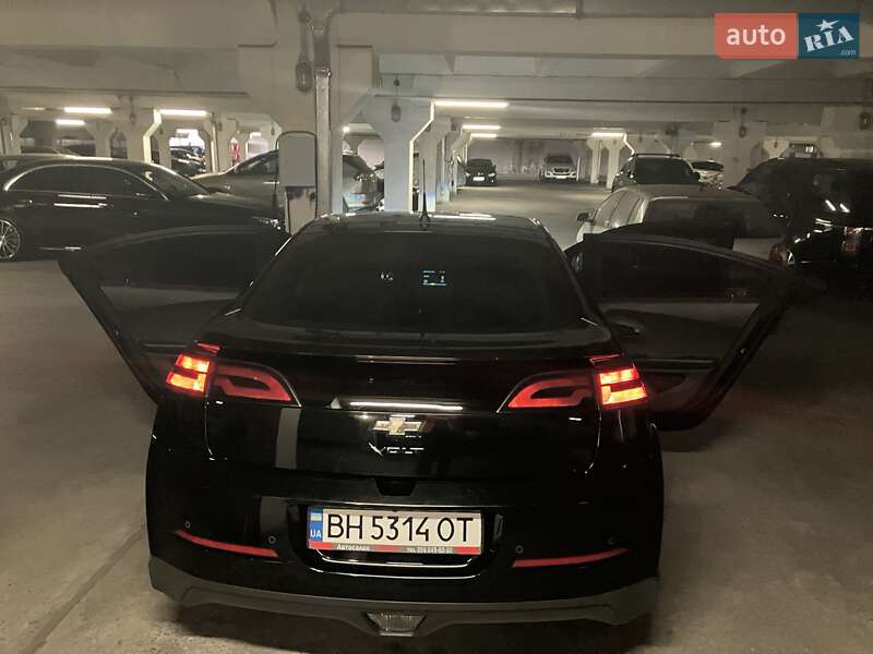 Хэтчбек Chevrolet Volt 2013 в Одессе