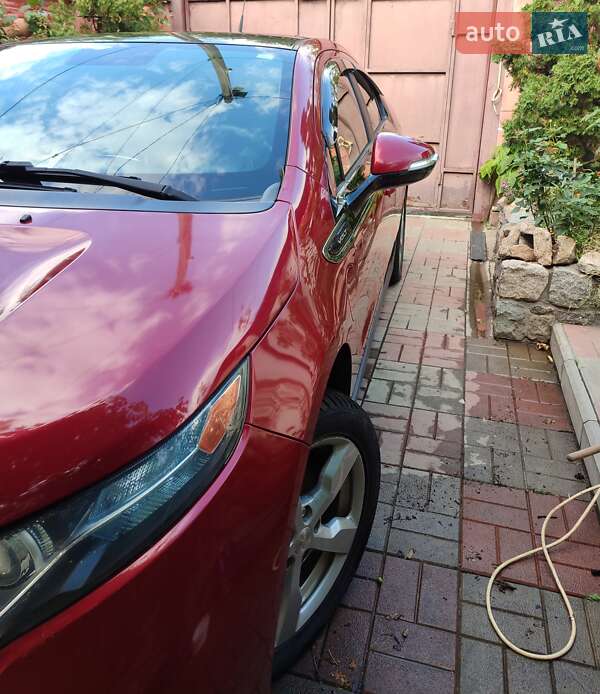 Хэтчбек Chevrolet Volt 2012 в Харькове