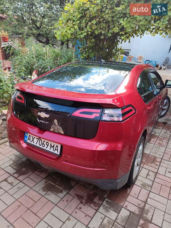 Хэтчбек Chevrolet Volt 2012 в Харькове