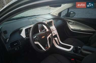 Хэтчбек Chevrolet Volt 2012 в 