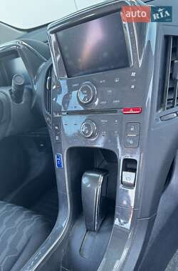 Хэтчбек Chevrolet Volt 2014 в 