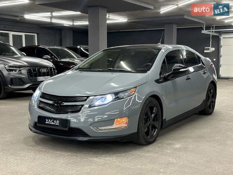 Хэтчбек Chevrolet Volt 2011 в 