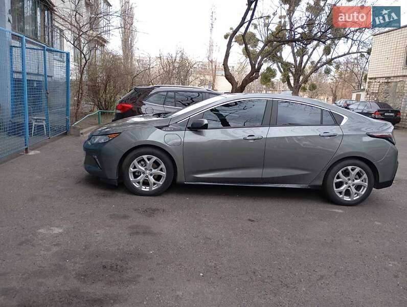 Хэтчбек Chevrolet Volt 2015 в Киеве фото 3 Хэтчбек Chevrolet Volt 2015 в Киеве