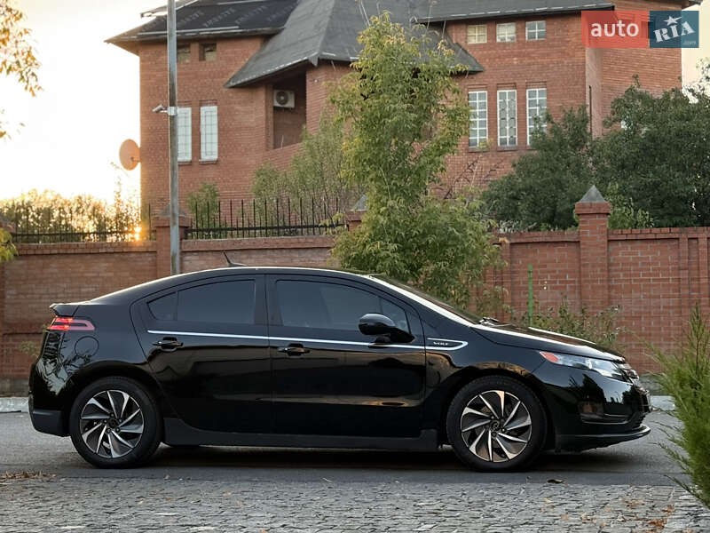 Хэтчбек Chevrolet Volt 2013 в Днепре