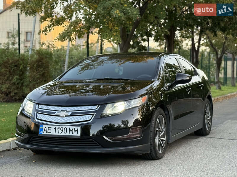 Хэтчбек Chevrolet Volt 2013 в Днепре