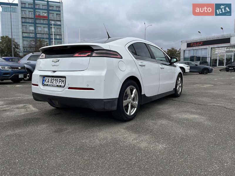 Хетчбек Chevrolet Volt 2012 в Києві фото 7 Хетчбек Chevrolet Volt 2012 в Києві