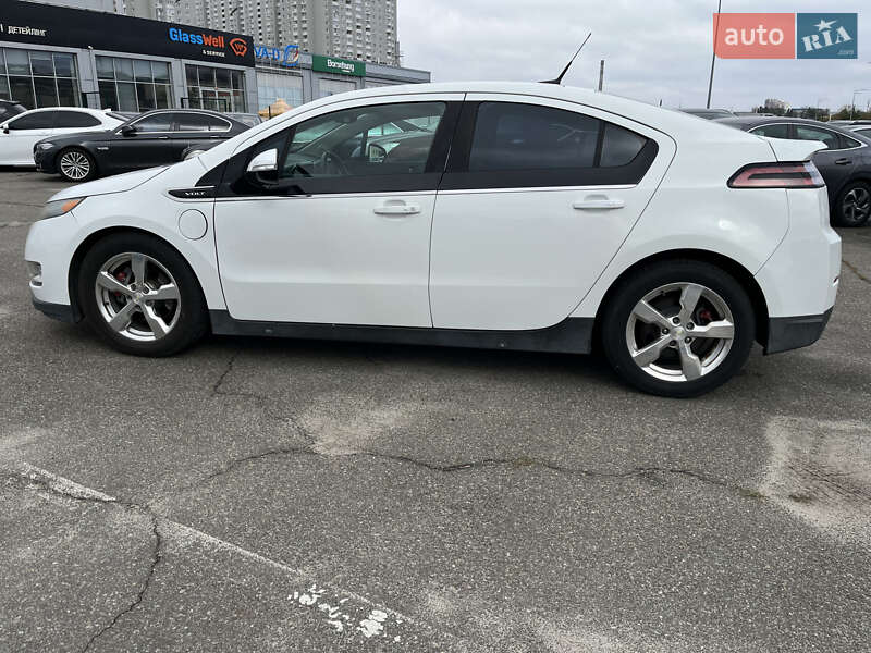 Хетчбек Chevrolet Volt 2012 в Києві фото 6 Хетчбек Chevrolet Volt 2012 в Києві