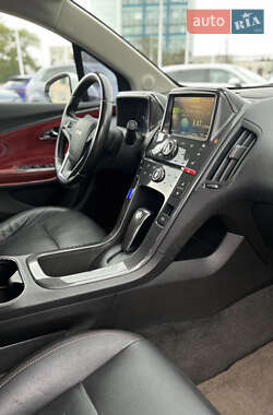 Хэтчбек Chevrolet Volt 2012 в 