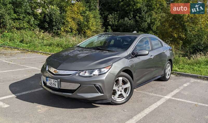 Хэтчбек Chevrolet Volt 2017 в Тернополе