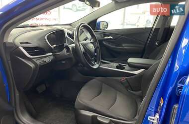 Хэтчбек Chevrolet Volt 2017 в 
