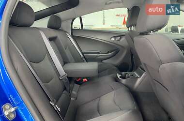 Хэтчбек Chevrolet Volt 2017 в 