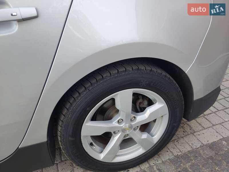 Хэтчбек Chevrolet Volt 2014 в Днепре фото 8 Хэтчбек Chevrolet Volt 2014 в Днепре