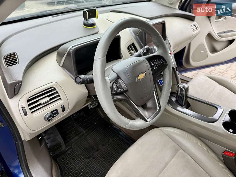 Хэтчбек Chevrolet Volt 2013 в Одессе