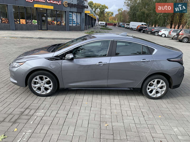 Хетчбек Chevrolet Volt 2018 в Черкасах