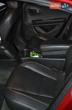 Хетчбек Chevrolet Volt 2012 в  фото 18 Хетчбек Chevrolet Volt 2012 в