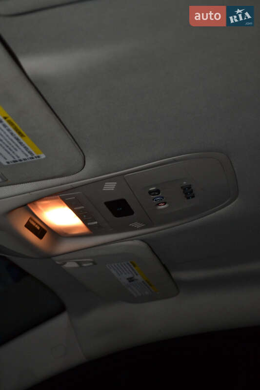 Хетчбек Chevrolet Volt 2012 в Львові