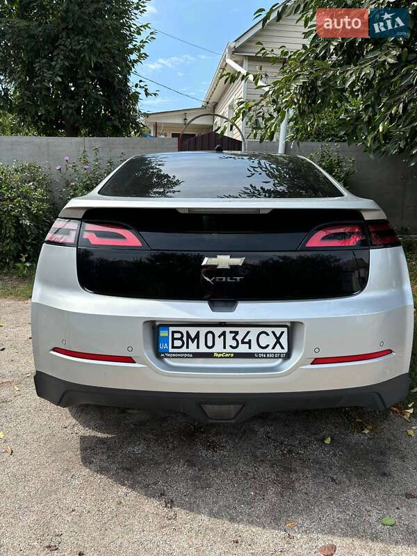 Хэтчбек Chevrolet Volt 2010 в Конотопе