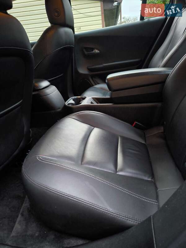 Хэтчбек Chevrolet Volt 2013 в Киеве