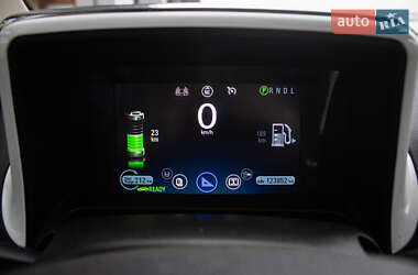 Хетчбек Chevrolet Volt 2012 в  фото 15 Хетчбек Chevrolet Volt 2012 в