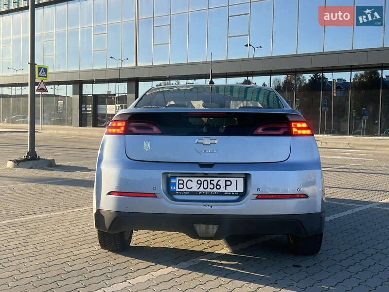 Хэтчбек Chevrolet Volt 2013 в Львове фото 3 Хэтчбек Chevrolet Volt 2013 в Львове