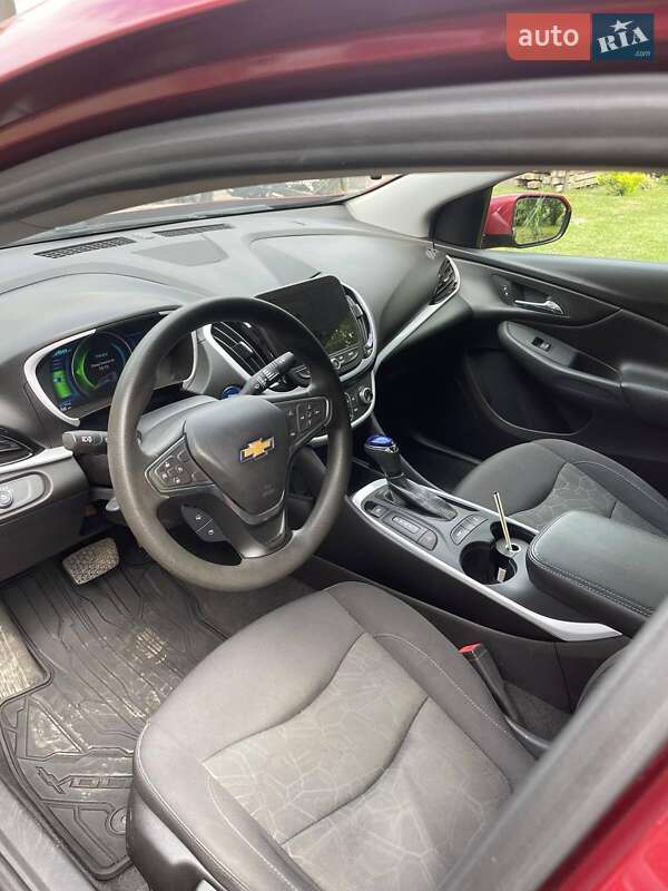 Хэтчбек Chevrolet Volt 2018 в Золочеве фото 15 Хэтчбек Chevrolet Volt 2018 в Золочеве