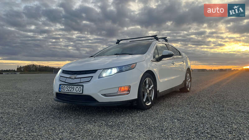 Хэтчбек Chevrolet Volt 2014 в Тернополе