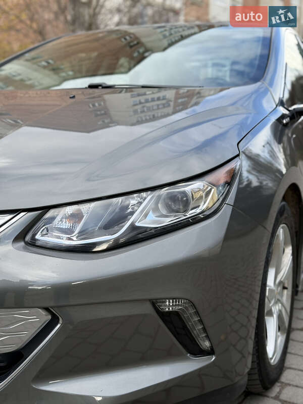 Хэтчбек Chevrolet Volt 2017 в Ивано-Франковске