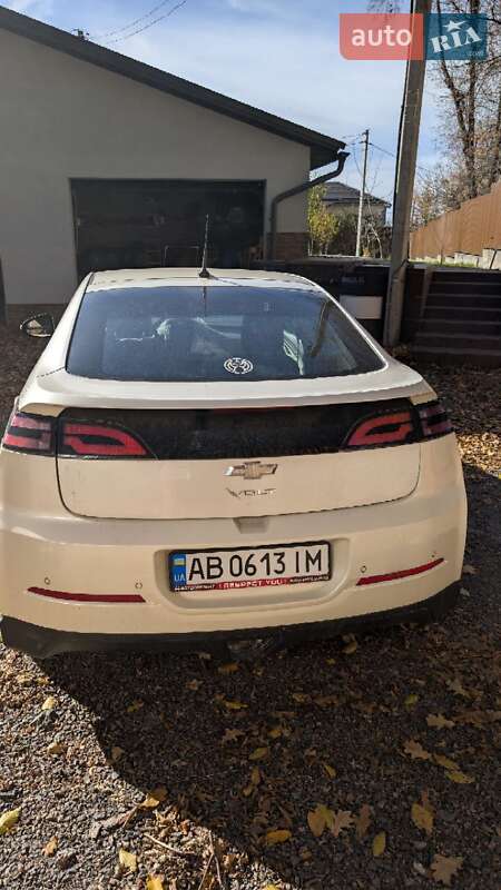 Хэтчбек Chevrolet Volt 2014 в Виннице фото 3 Хэтчбек Chevrolet Volt 2014 в Виннице