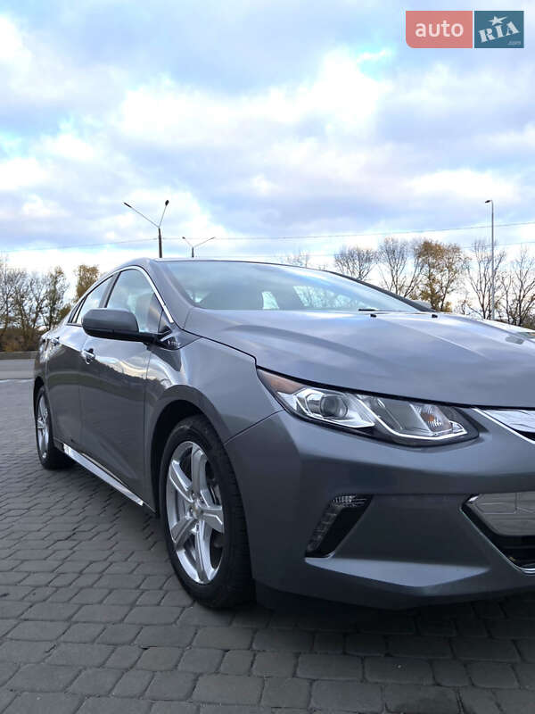 Хетчбек Chevrolet Volt 2017 в Кам'янському