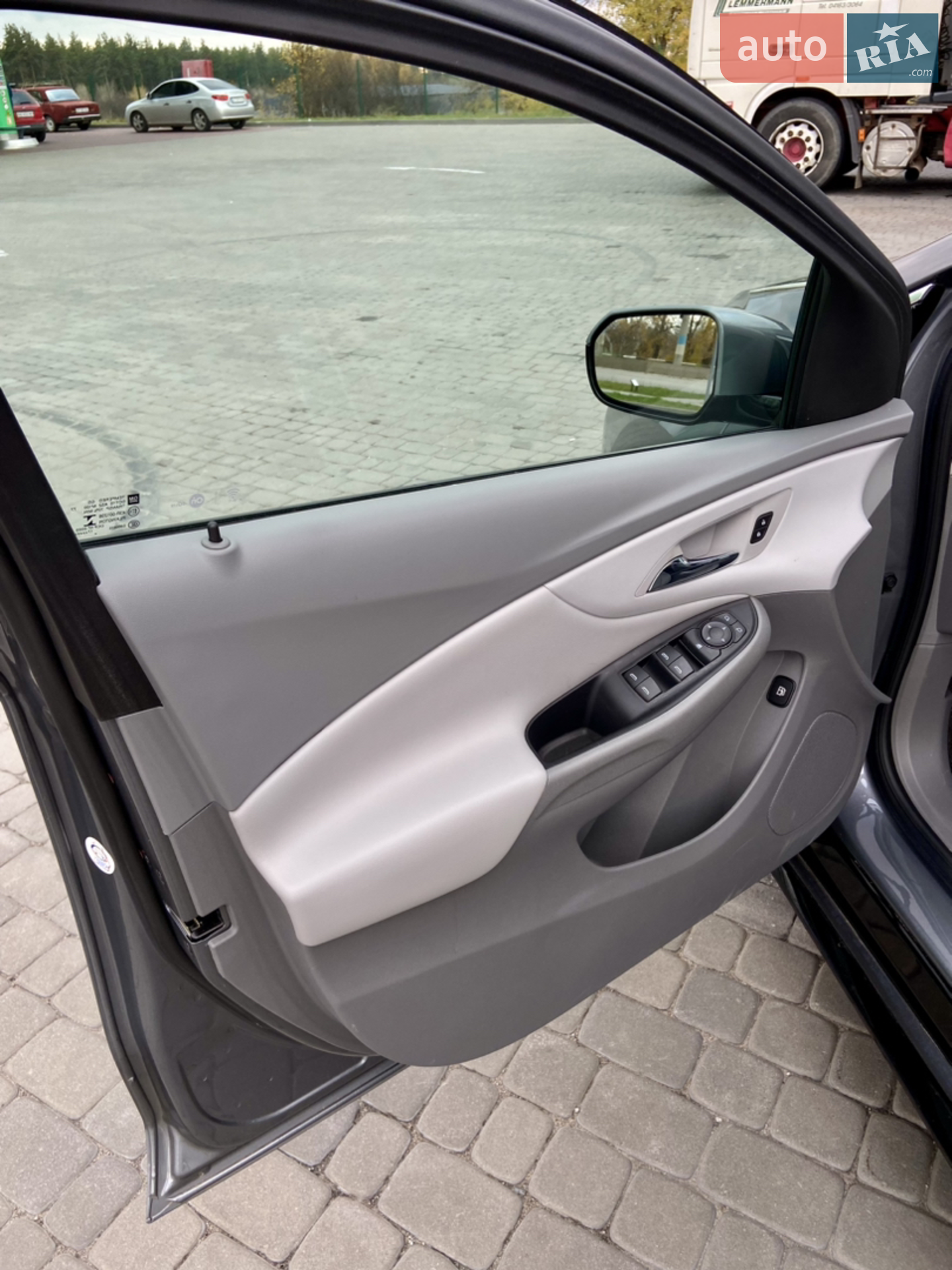 2017 Chevrolet Volt - мініатюра 16