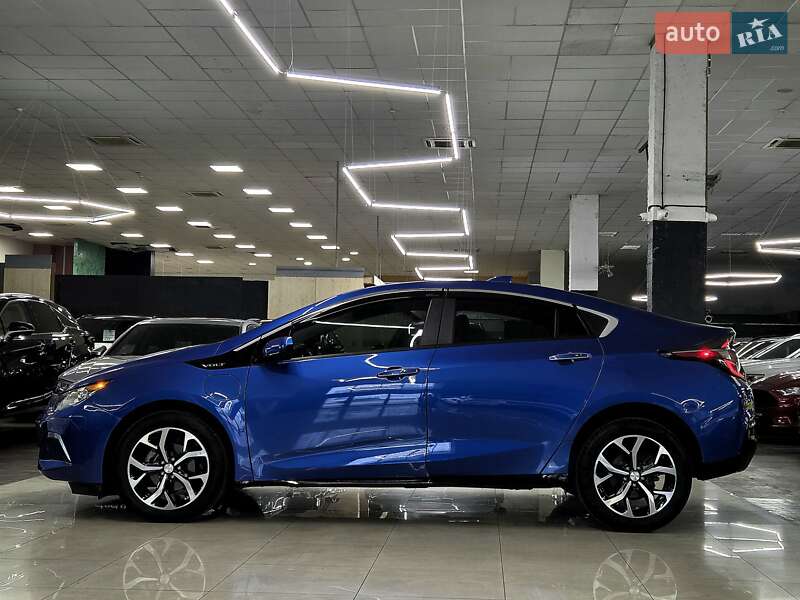 Хэтчбек Chevrolet Volt 2016 в Николаеве фото 2 Хэтчбек Chevrolet Volt 2016 в Николаеве
