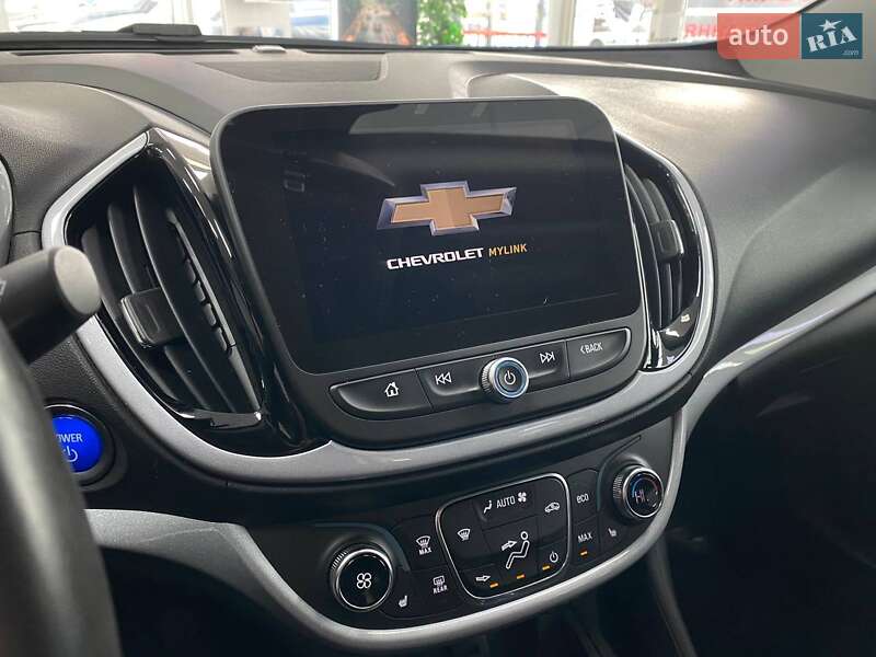 Хэтчбек Chevrolet Volt 2017 в Киеве